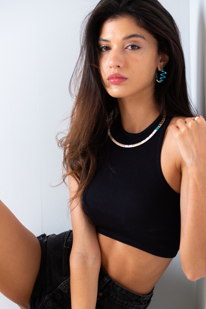 Letters & Lines Collier