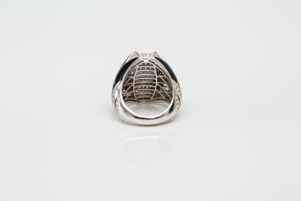 Lotus Ring