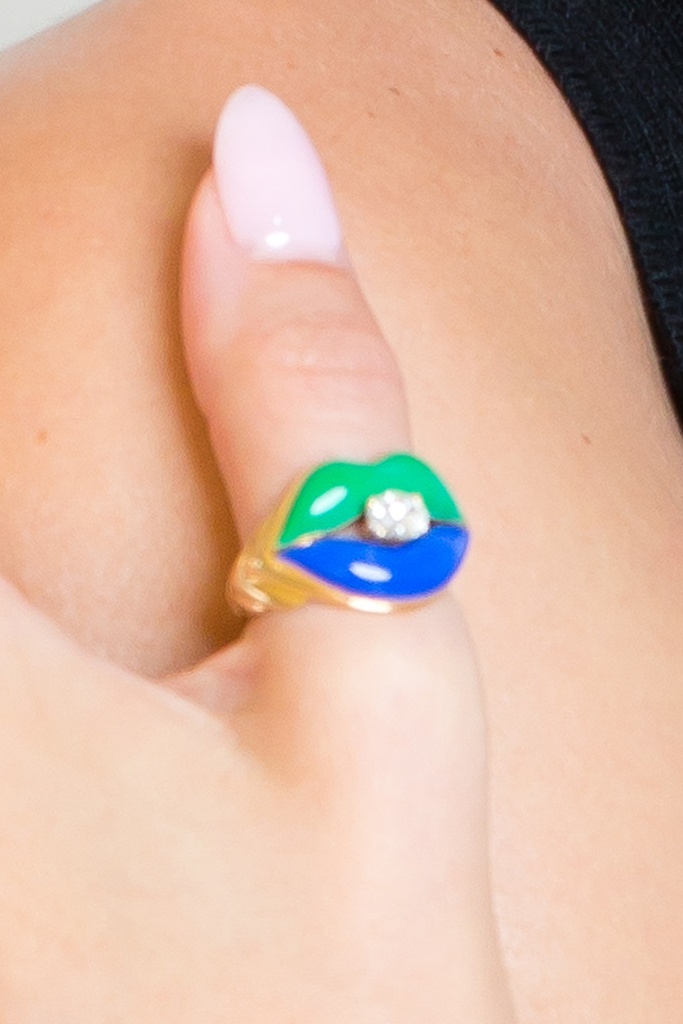Sugar Lips Ring